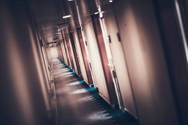 Tips for Designing a Functional Hallway with Ample Storage?